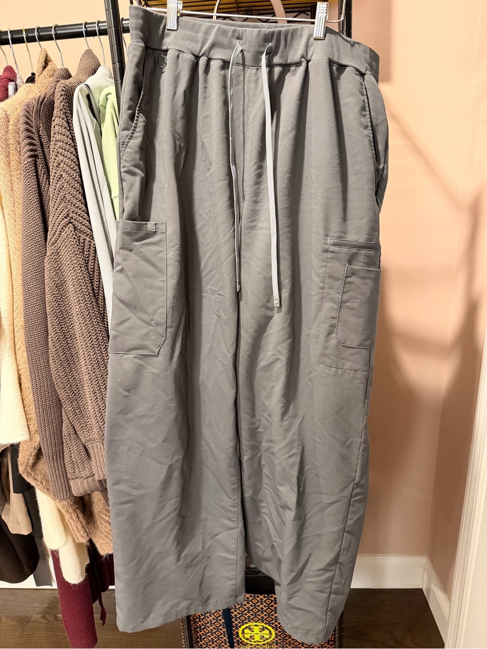 Fabletics Wide-Leg Drawstring scrub Pants in Gray